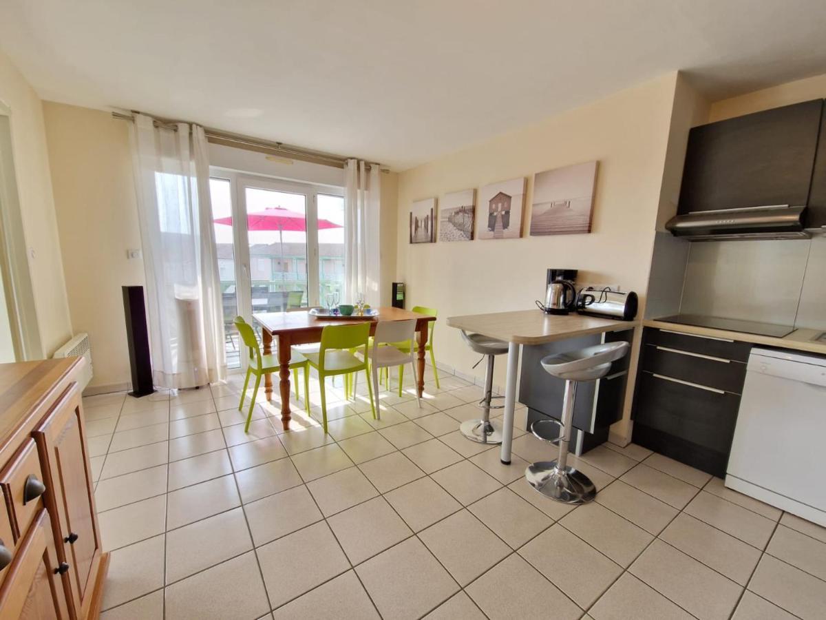 Appartement Avec Piscine, Tennis & Balcon, Centre-Ville Chatelaillon-Plage, 6 Pers, 2 Ch - Fr-1-706-17 Exterior photo